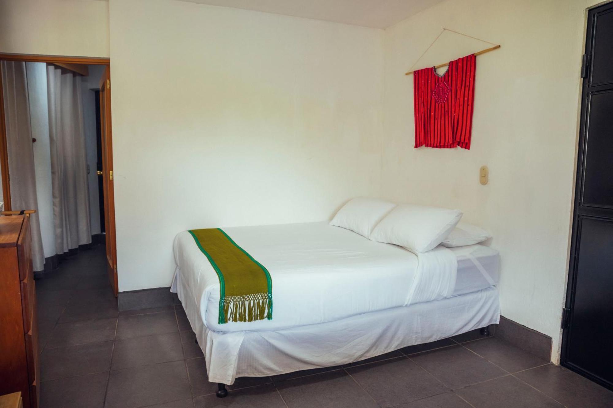 El Dragon Hotel 圣马科斯拉拉古纳 外观 照片