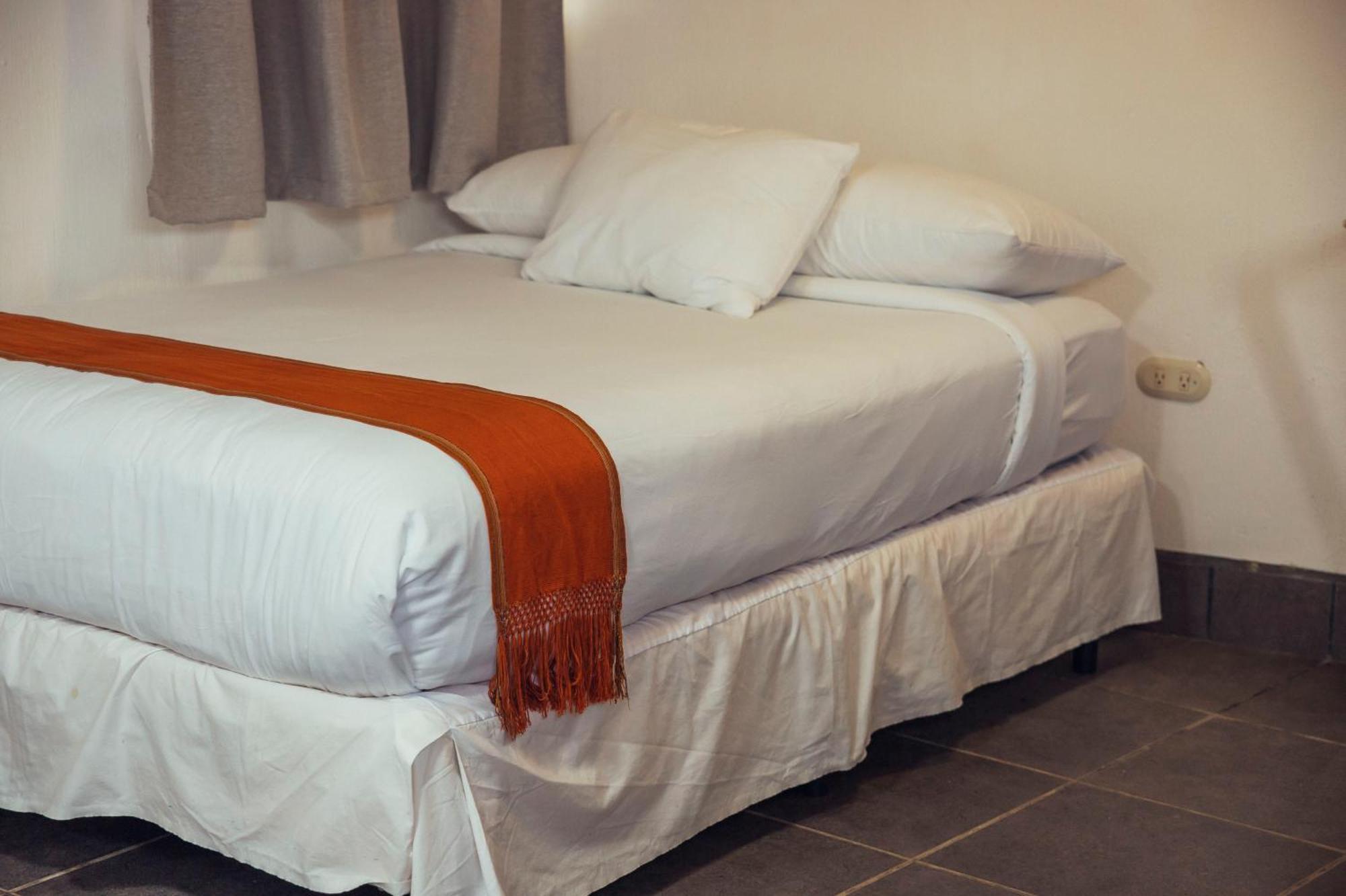 El Dragon Hotel 圣马科斯拉拉古纳 外观 照片