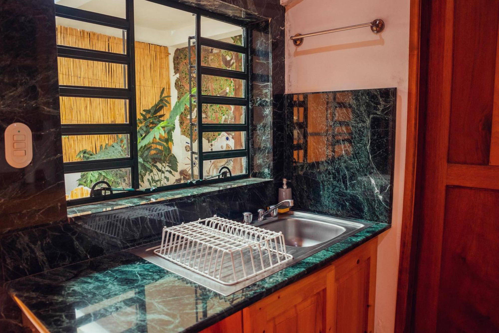 El Dragon Hotel 圣马科斯拉拉古纳 外观 照片
